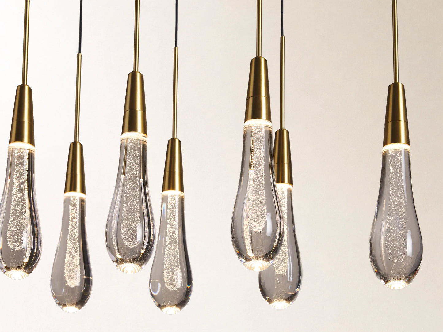 Soltaire Linear Chandelier
