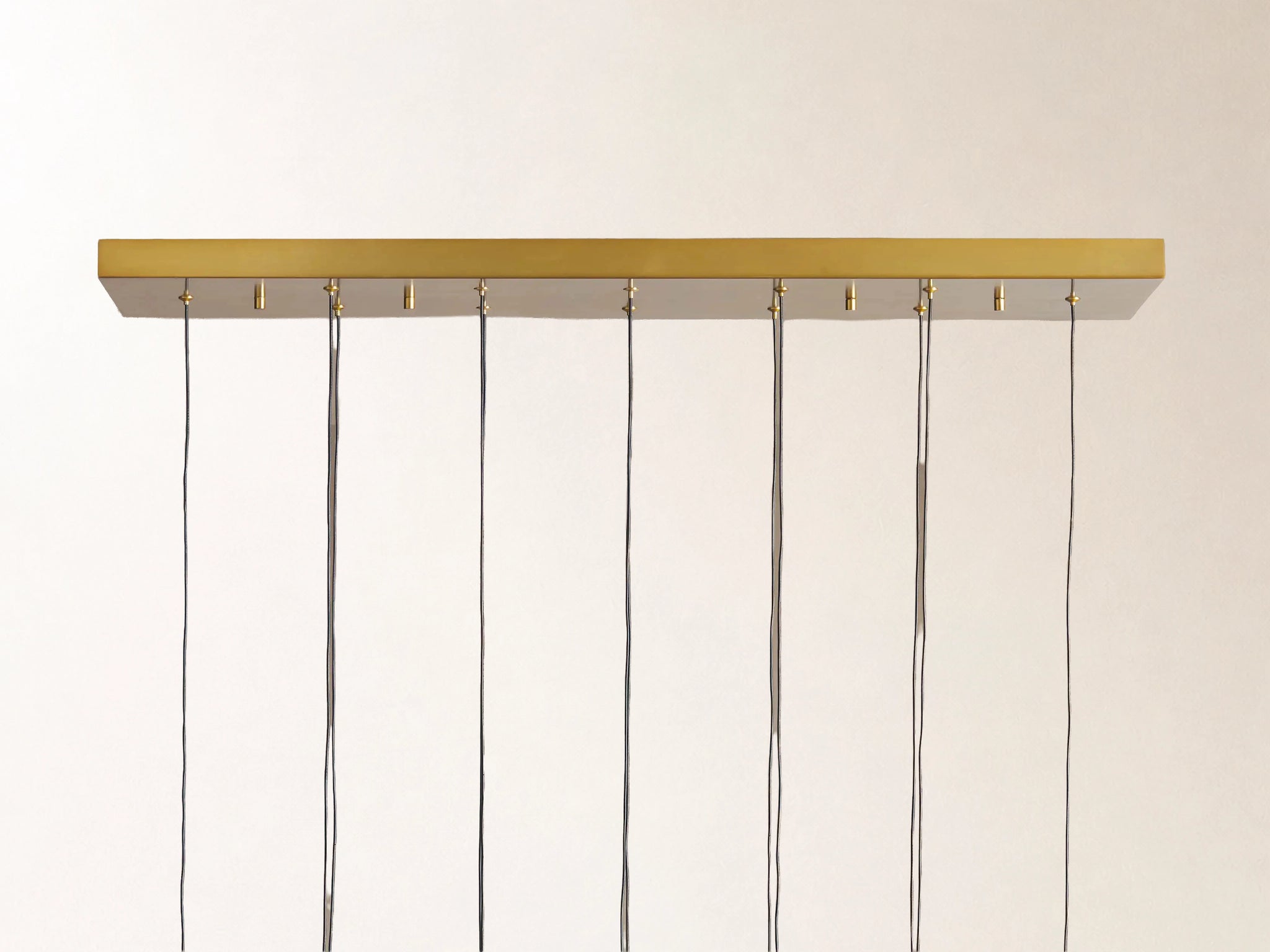 Soltaire Linear Chandelier