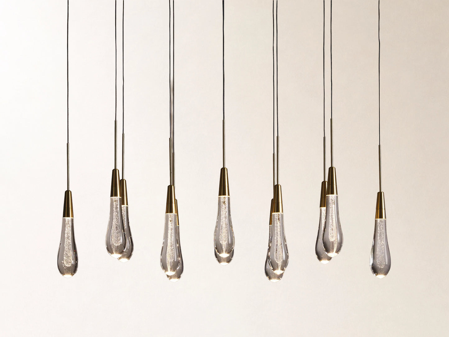 Soltaire Linear Chandelier