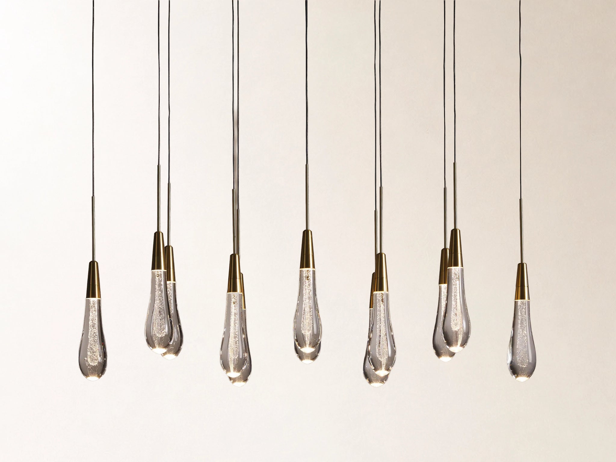 Soltaire Linear Chandelier