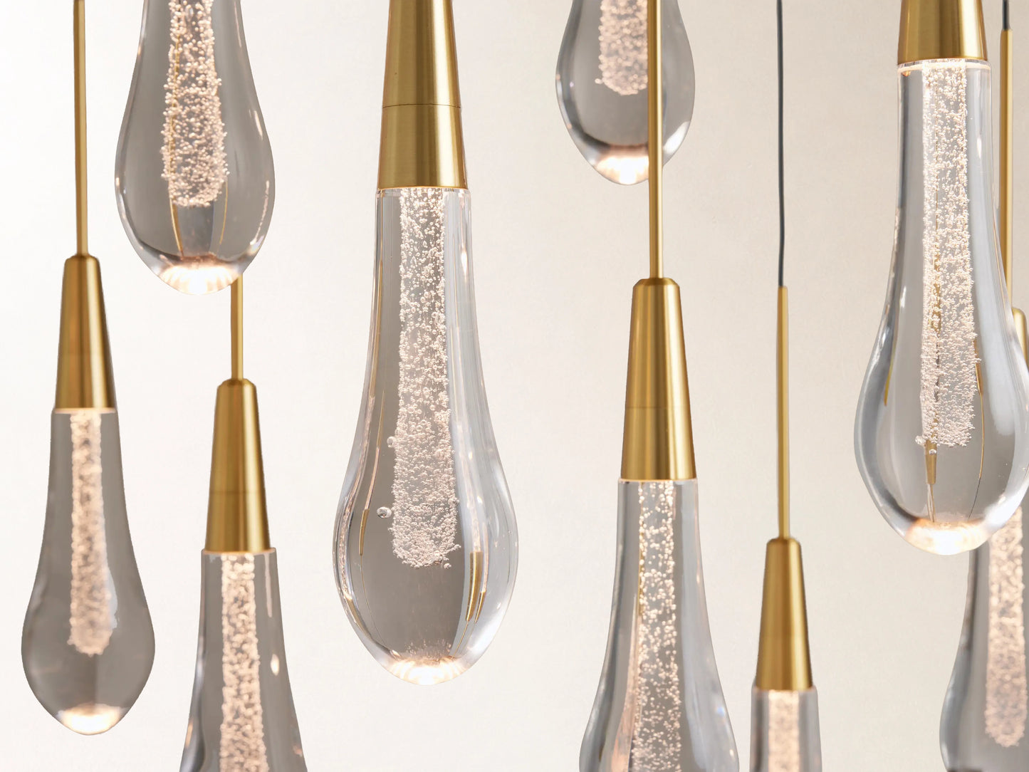 Soltaire Linear Chandelier