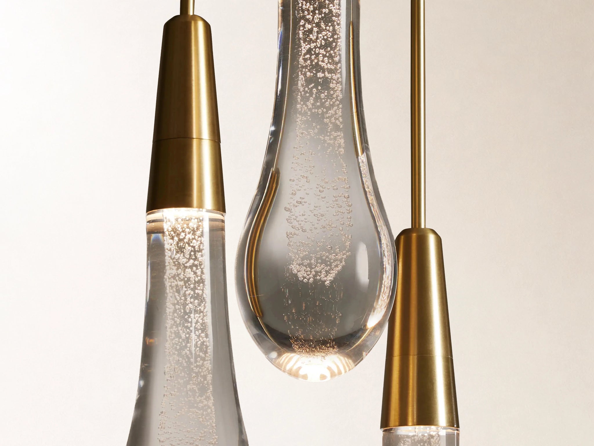 Soltaire Linear Chandelier