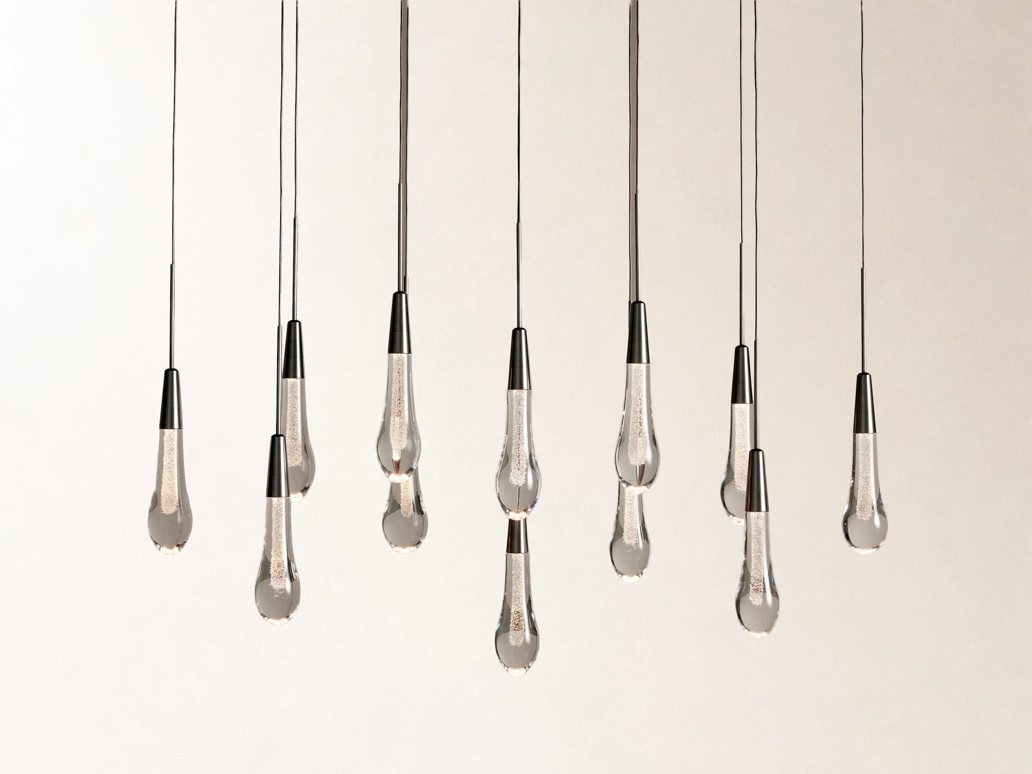 Soltaire Linear Chandelier