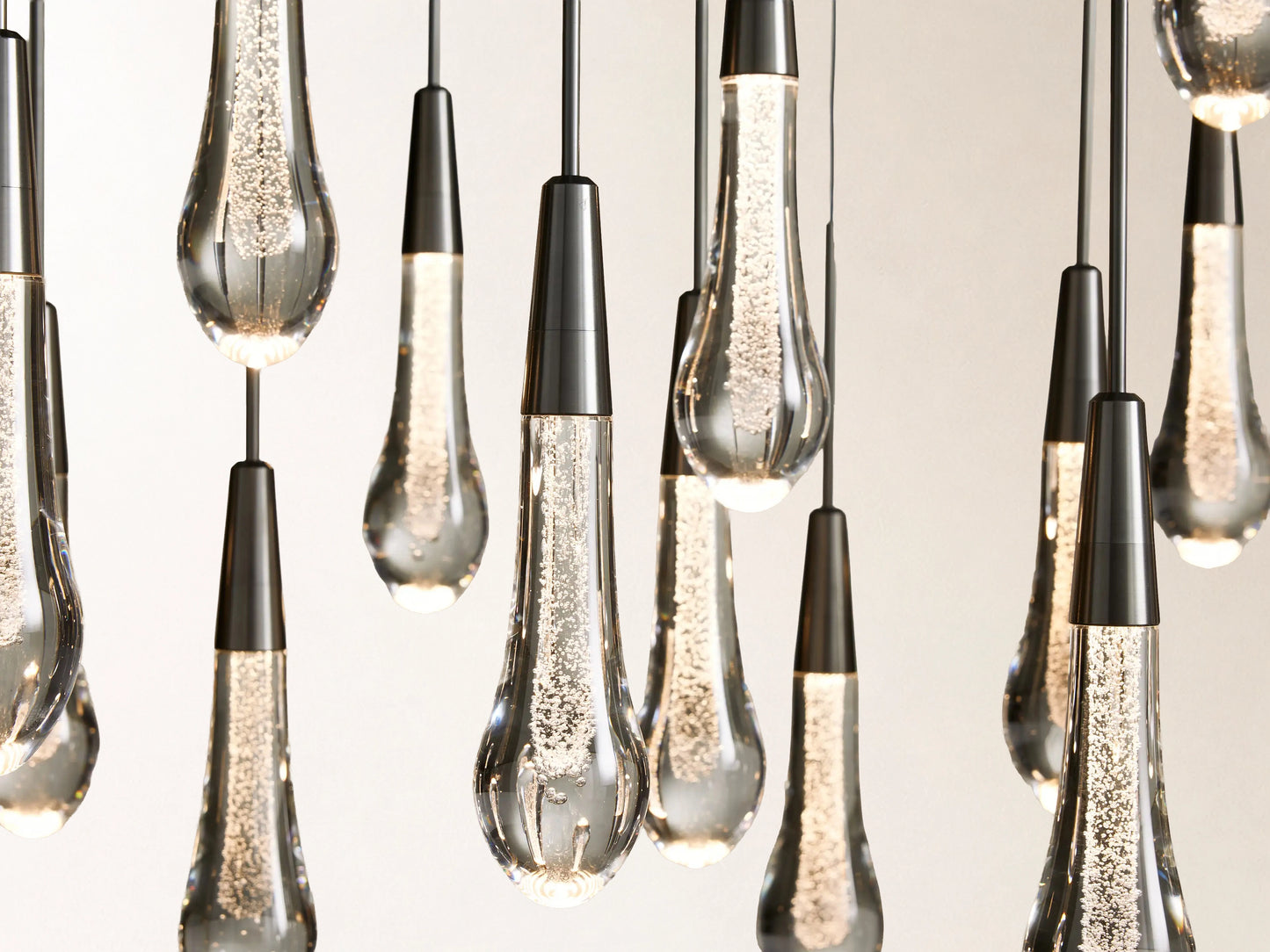 Soltaire Linear Chandelier