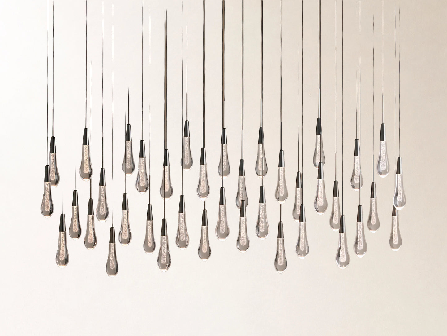 Soltaire Linear Chandelier