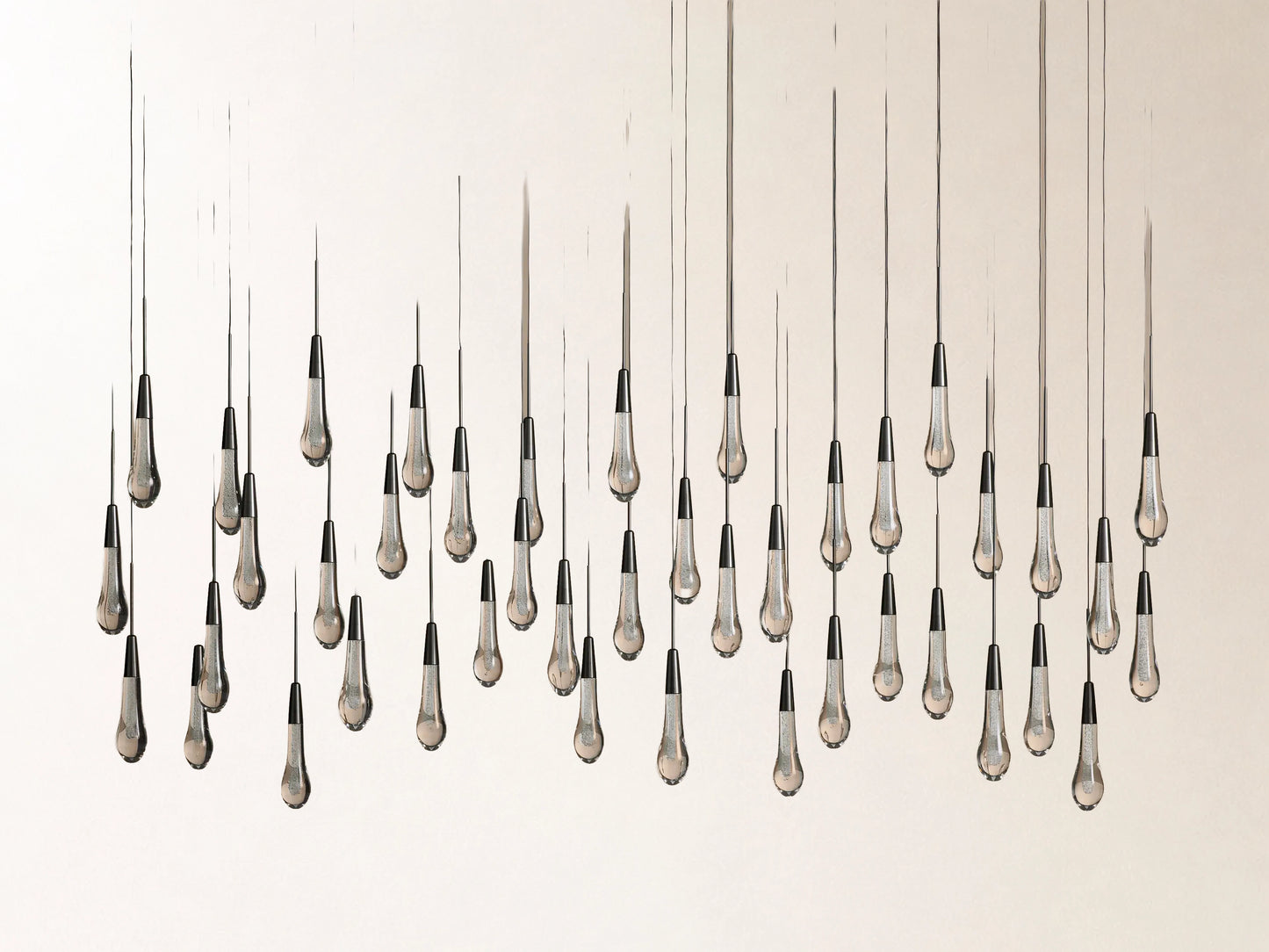 Soltaire Linear Chandelier