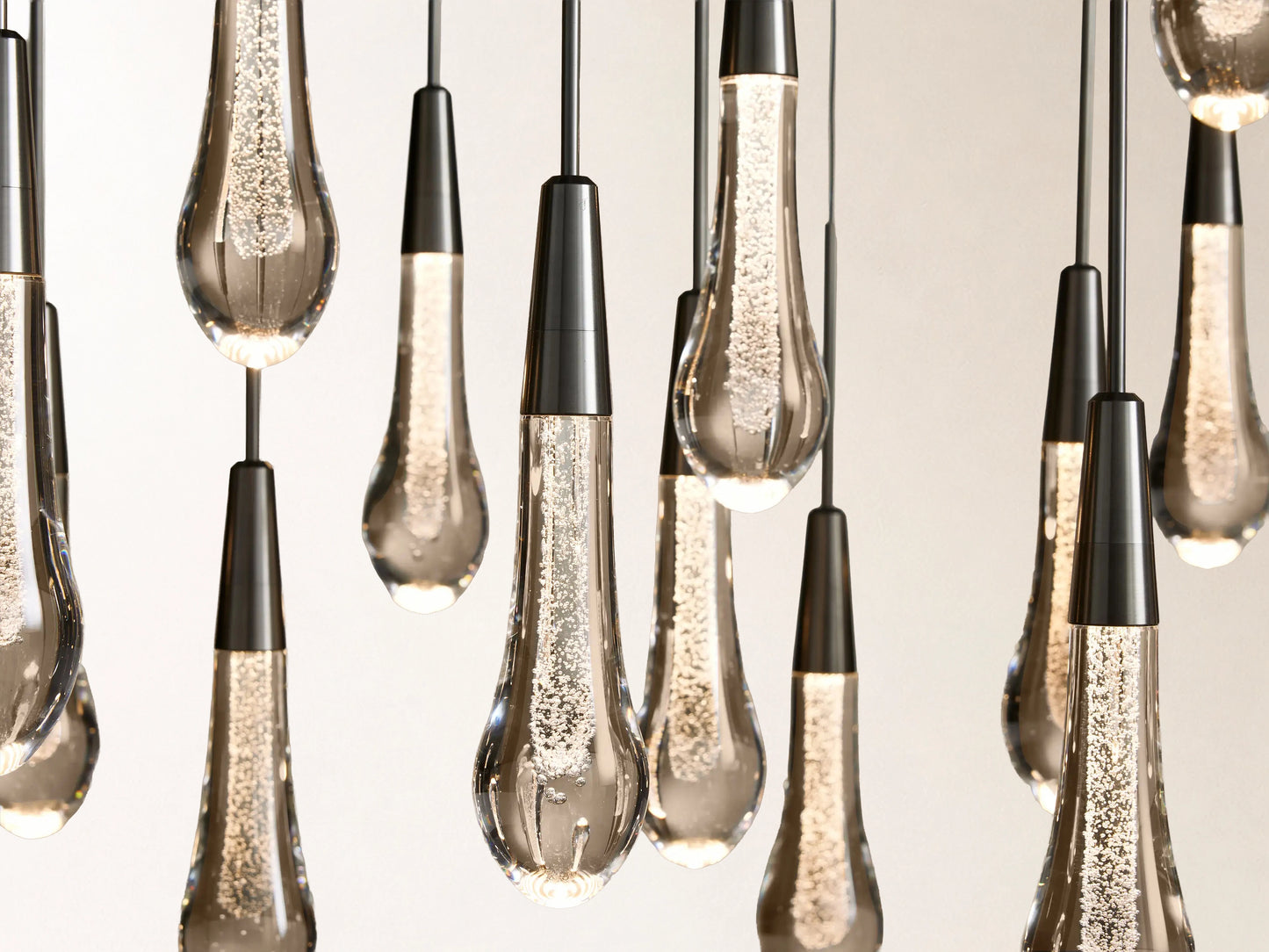 Soltaire Linear Chandelier
