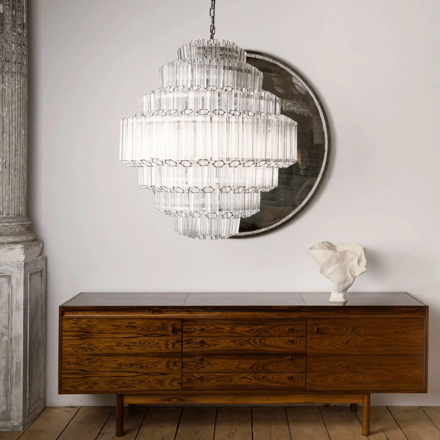 Clear Grande Palermo Chandelier Secondary image