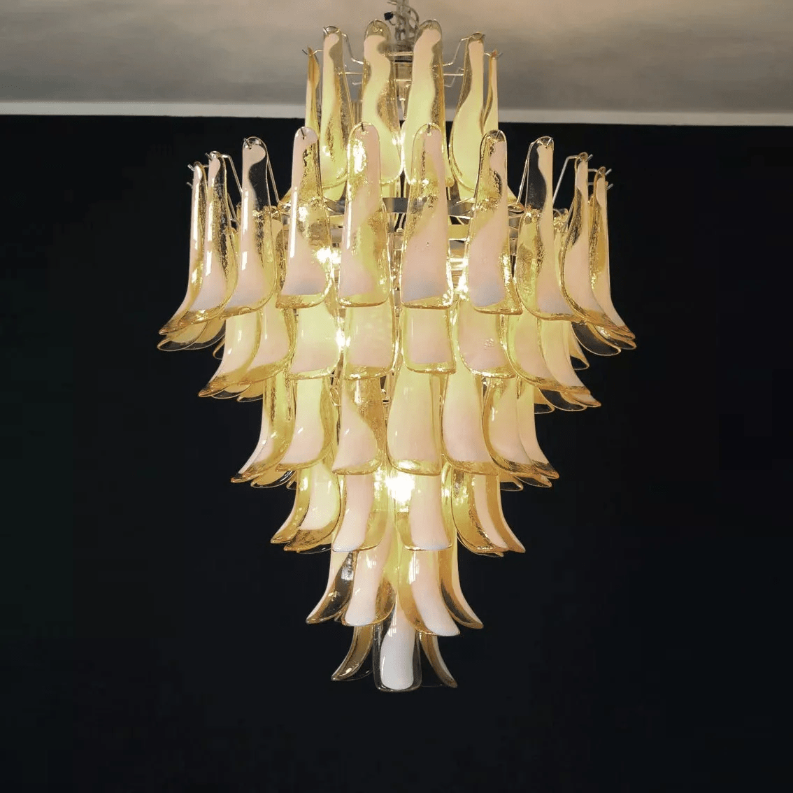 Contemporary Dravina Glass Petals Pendant Lamp - CasaraHouse