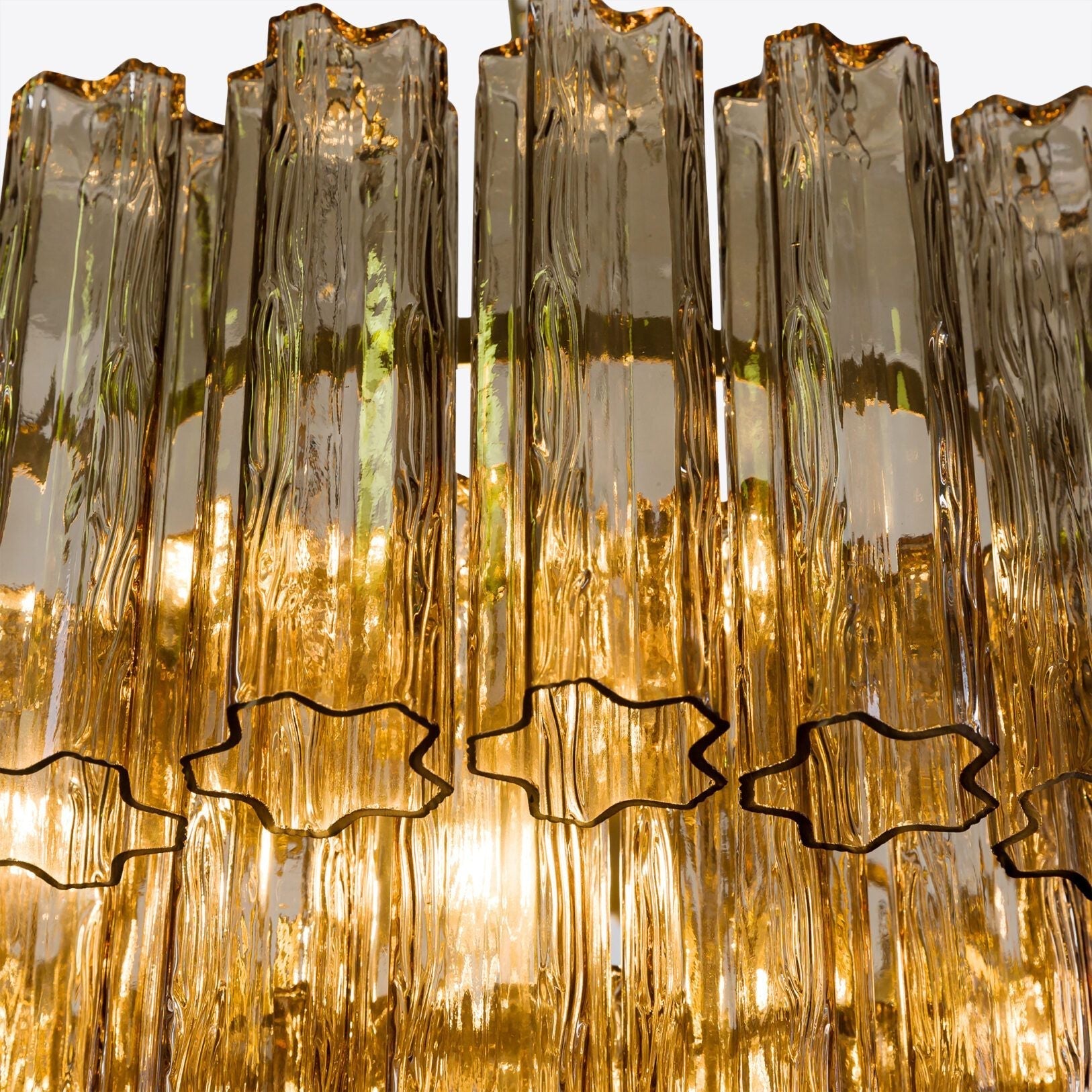 Medium Treviso Chandelier 28"