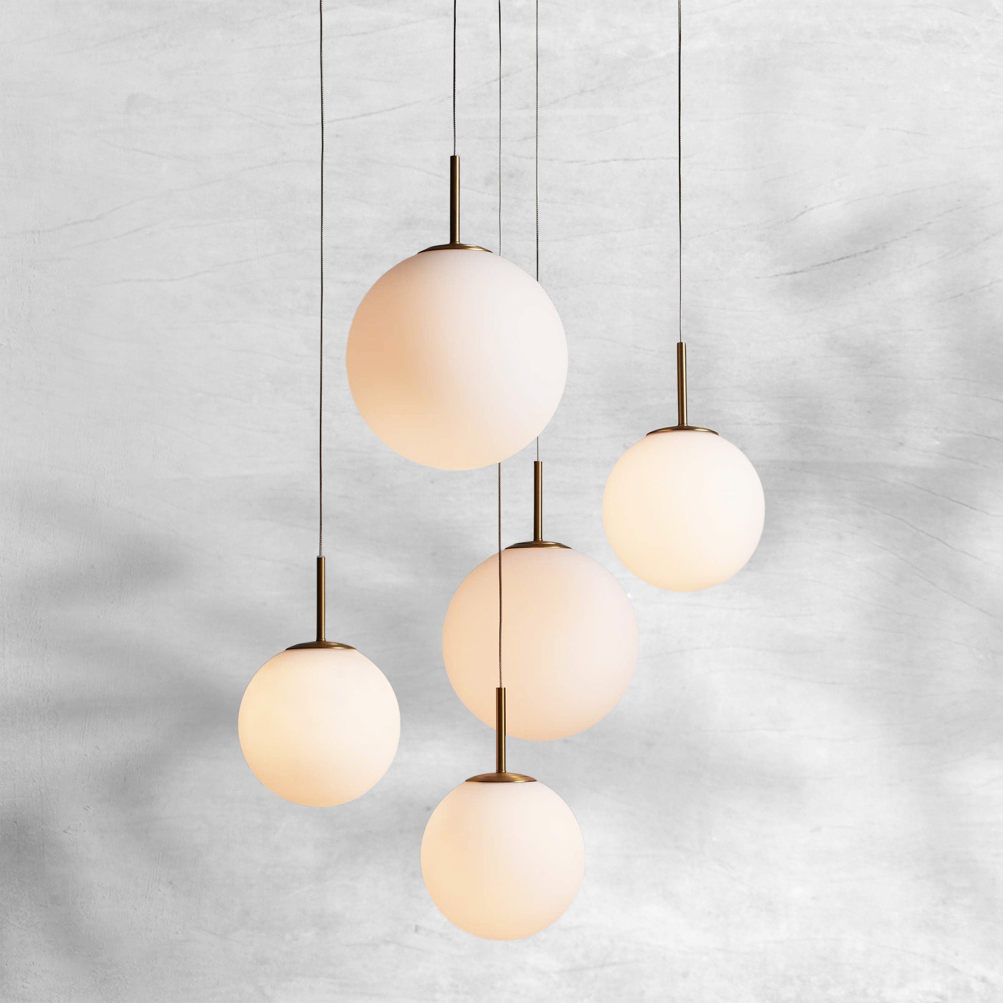 Contemporary Casen Glass Round Chandelier 20"28"34"43" - CasaraHouse
