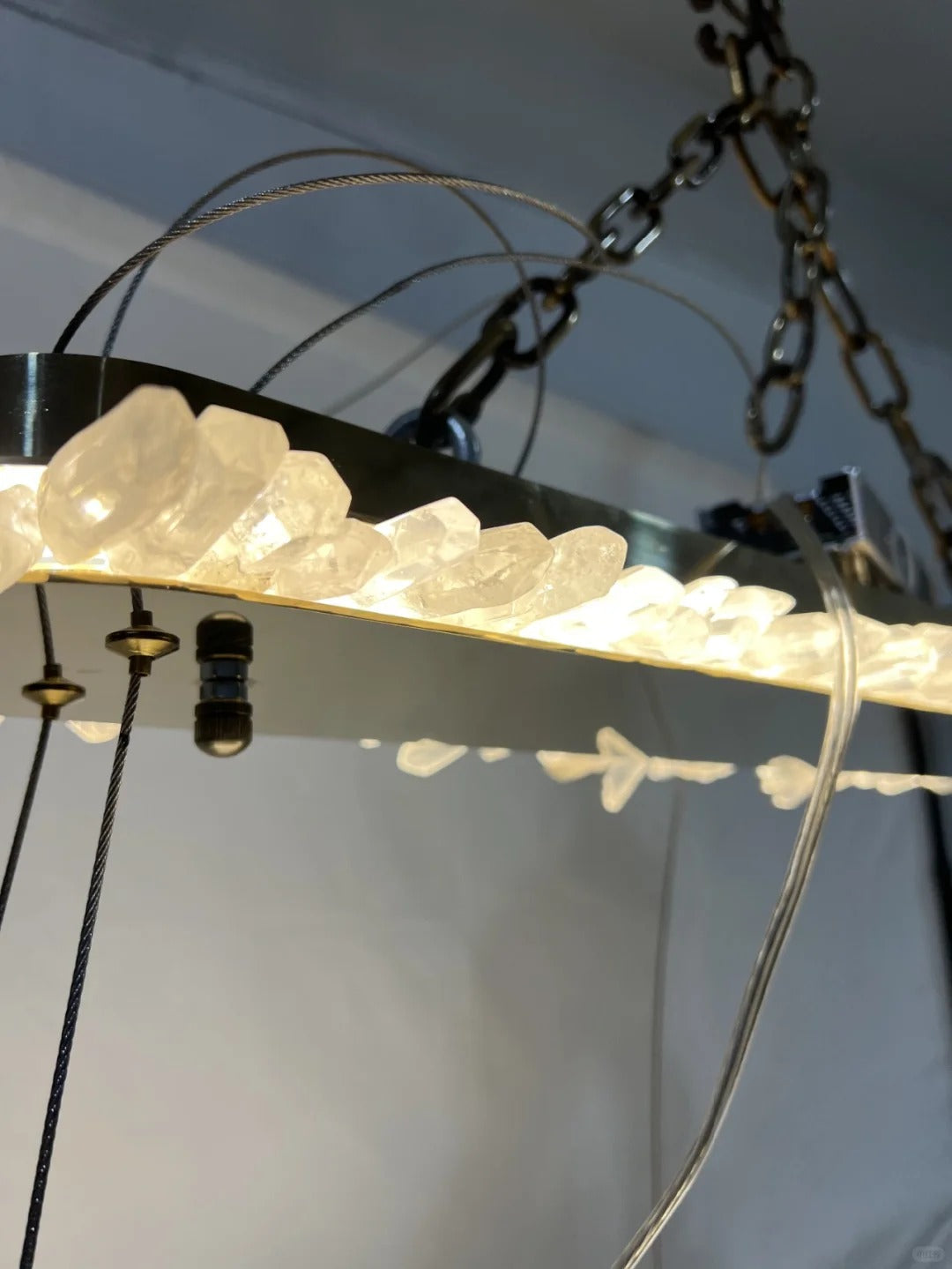 Cervine Quartz Stone Oval Clear Geode Quartz Crystal Chandelier 47"