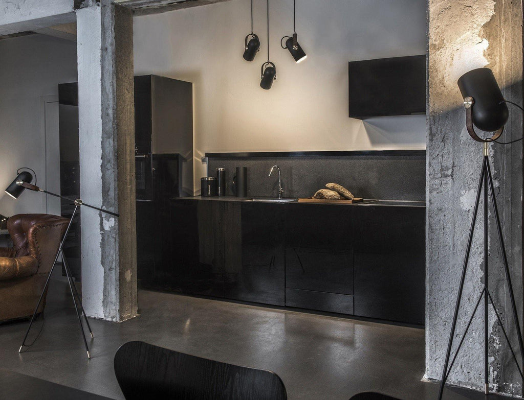 Carris Precision Angle Pendant Light - CasaraHouse