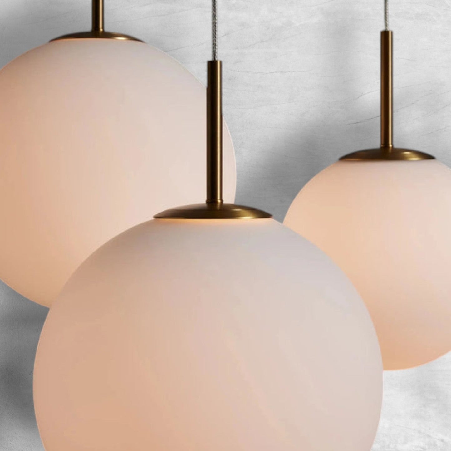 Contemporary Casen Glass Round Chandelier 20"28"34"43" - CasaraHouse