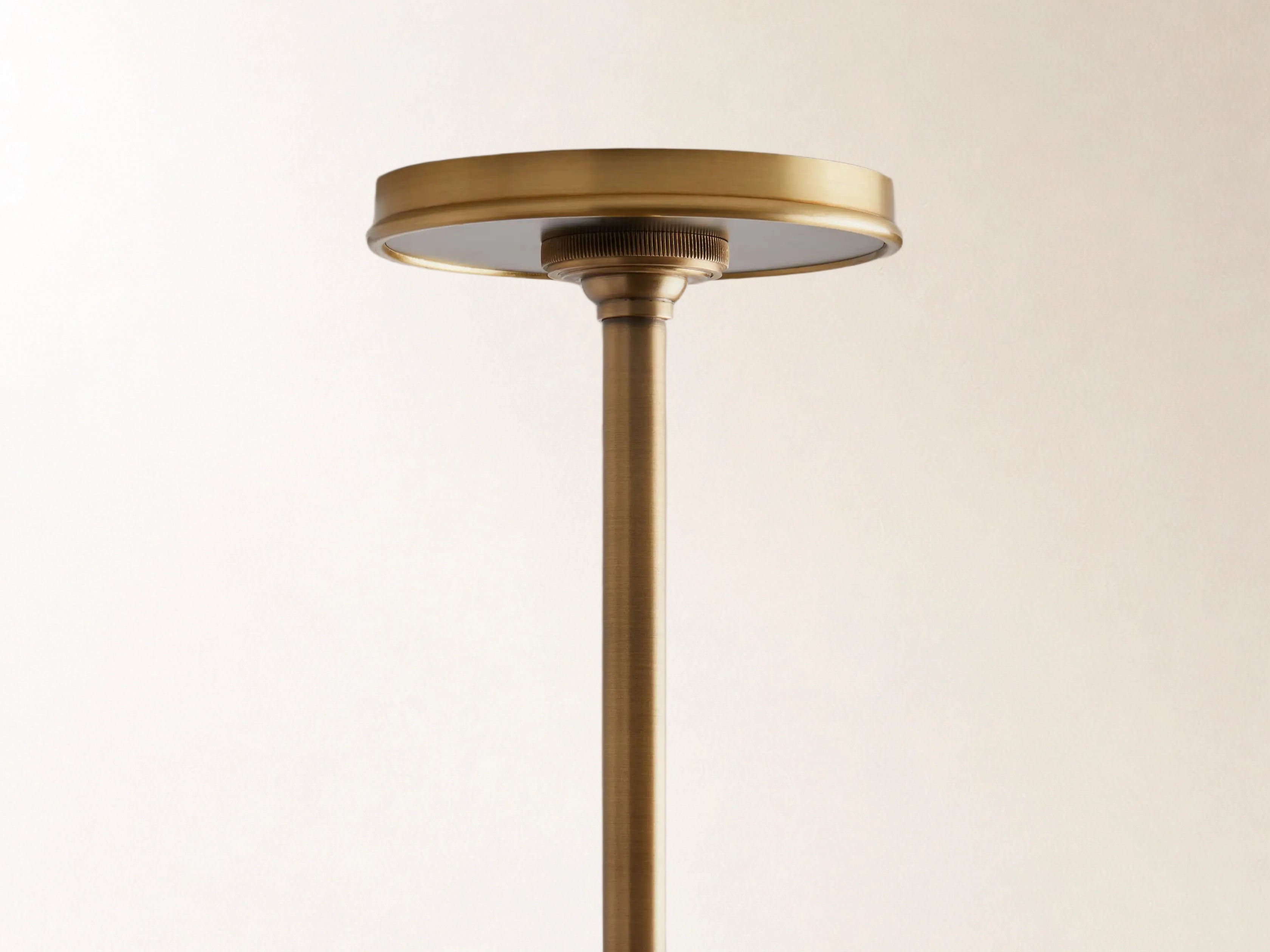 Arno Linear Chandelier Secondary image