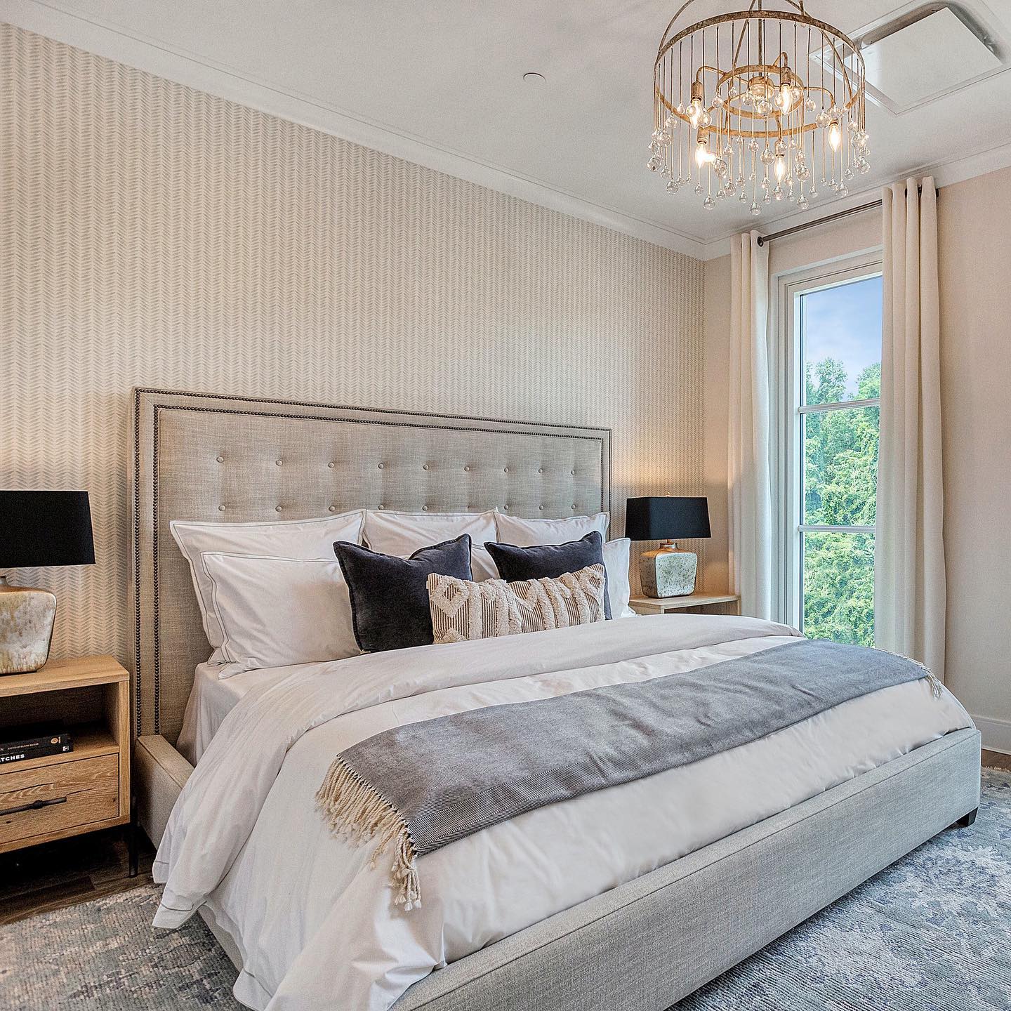 Contemporary Aubrey Crystal Ball Round Chandelier 5 Light / 8 Light - CasaraHouse