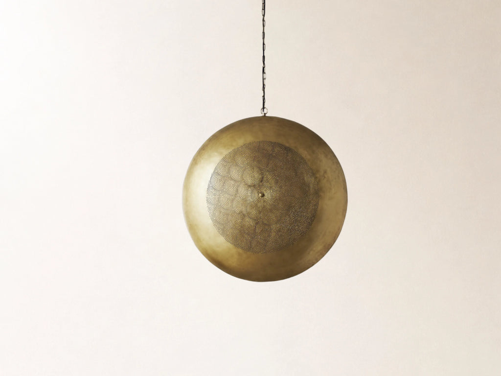 Astrid Circle Pendant