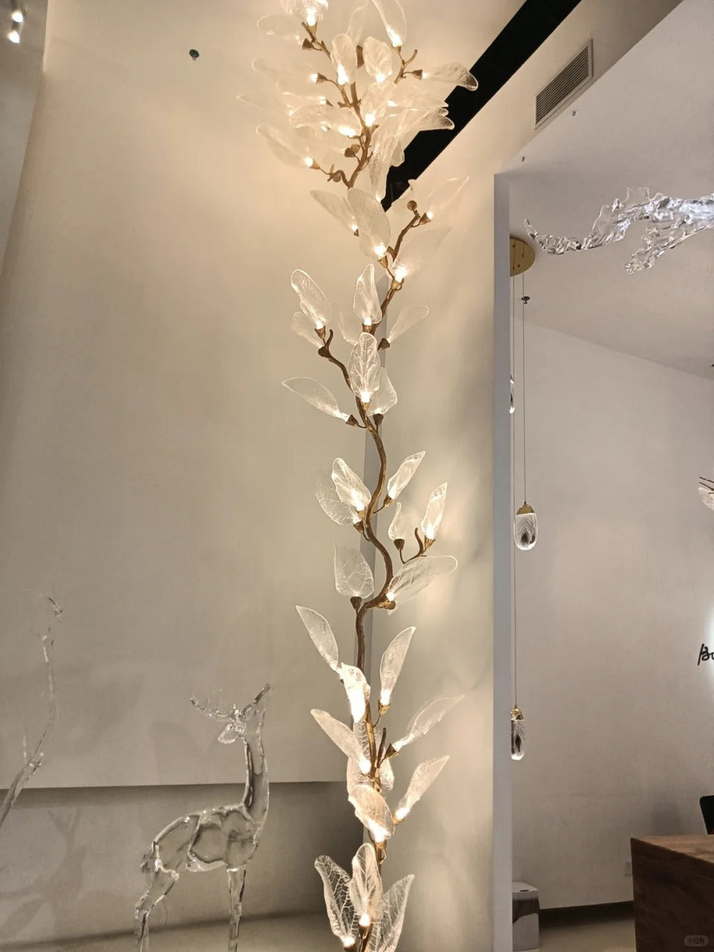 Artistic Bionic Resin Leaves Branch Chandelier