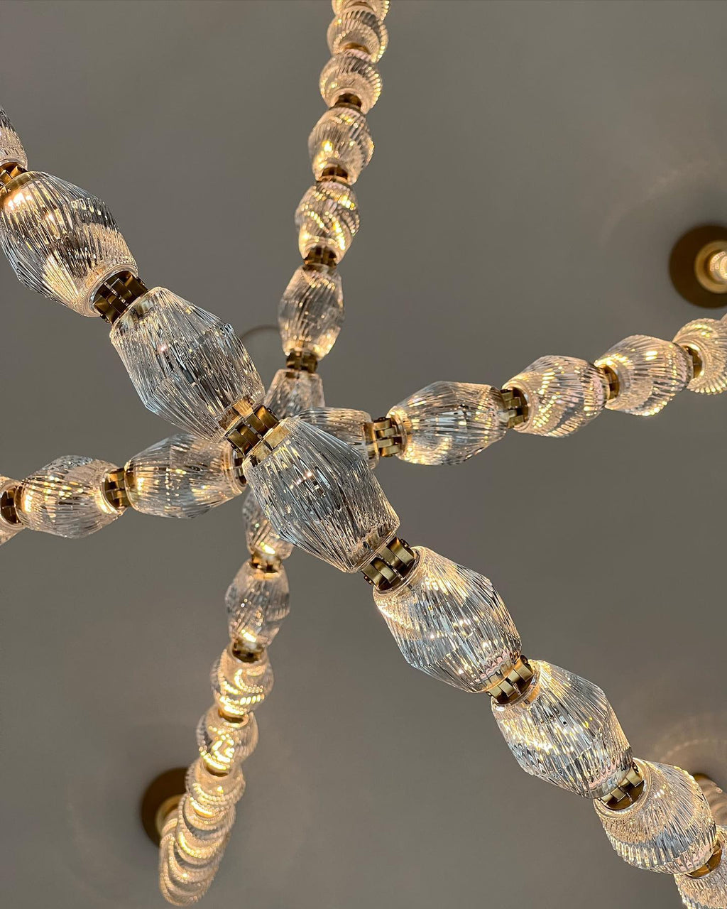 Creative Glass Pearl Necklace Pendnat Chandelier for Living/Dining Room/Staircase