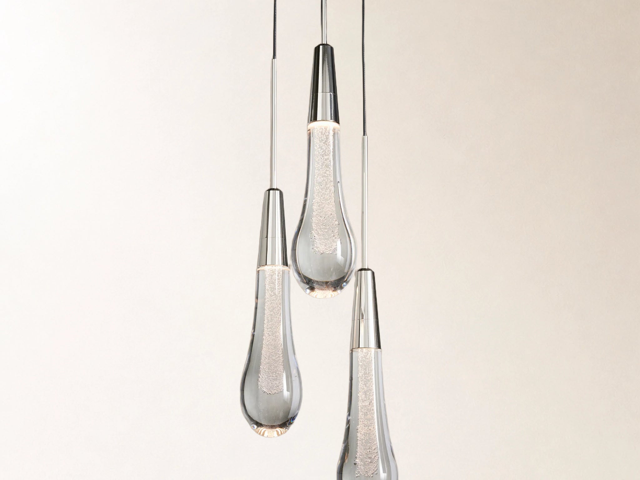 Soltaire Cluster Pendant in Nickel
