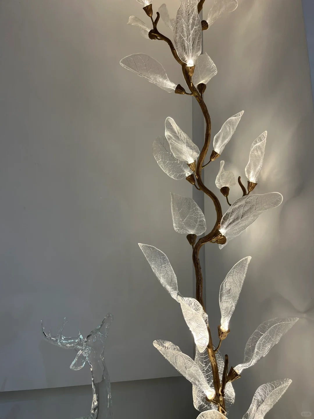 Artistic Bionic Resin Leaves Branch Chandelier