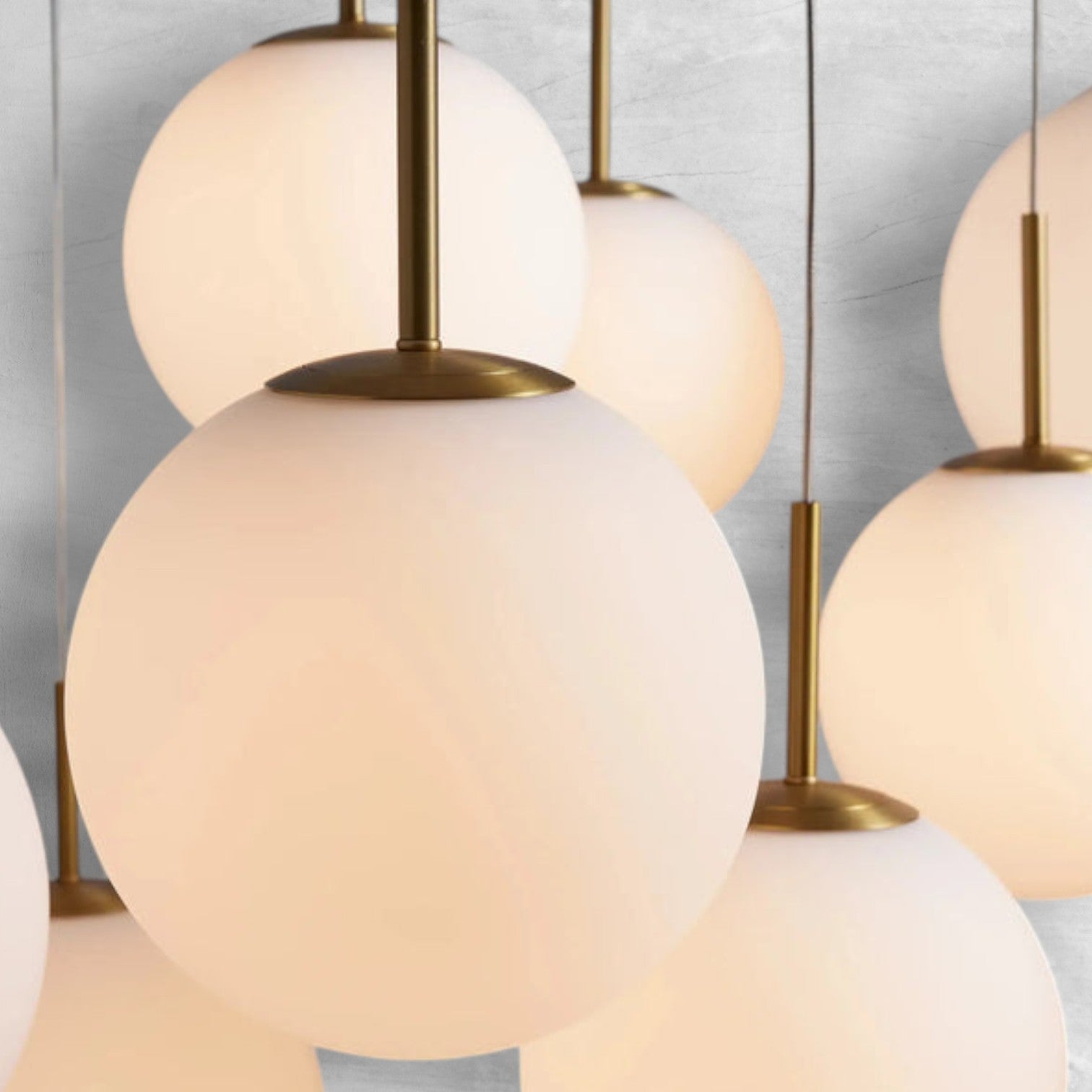 Contemporary Casen Glass Round Chandelier 20"28"34"43" - CasaraHouse