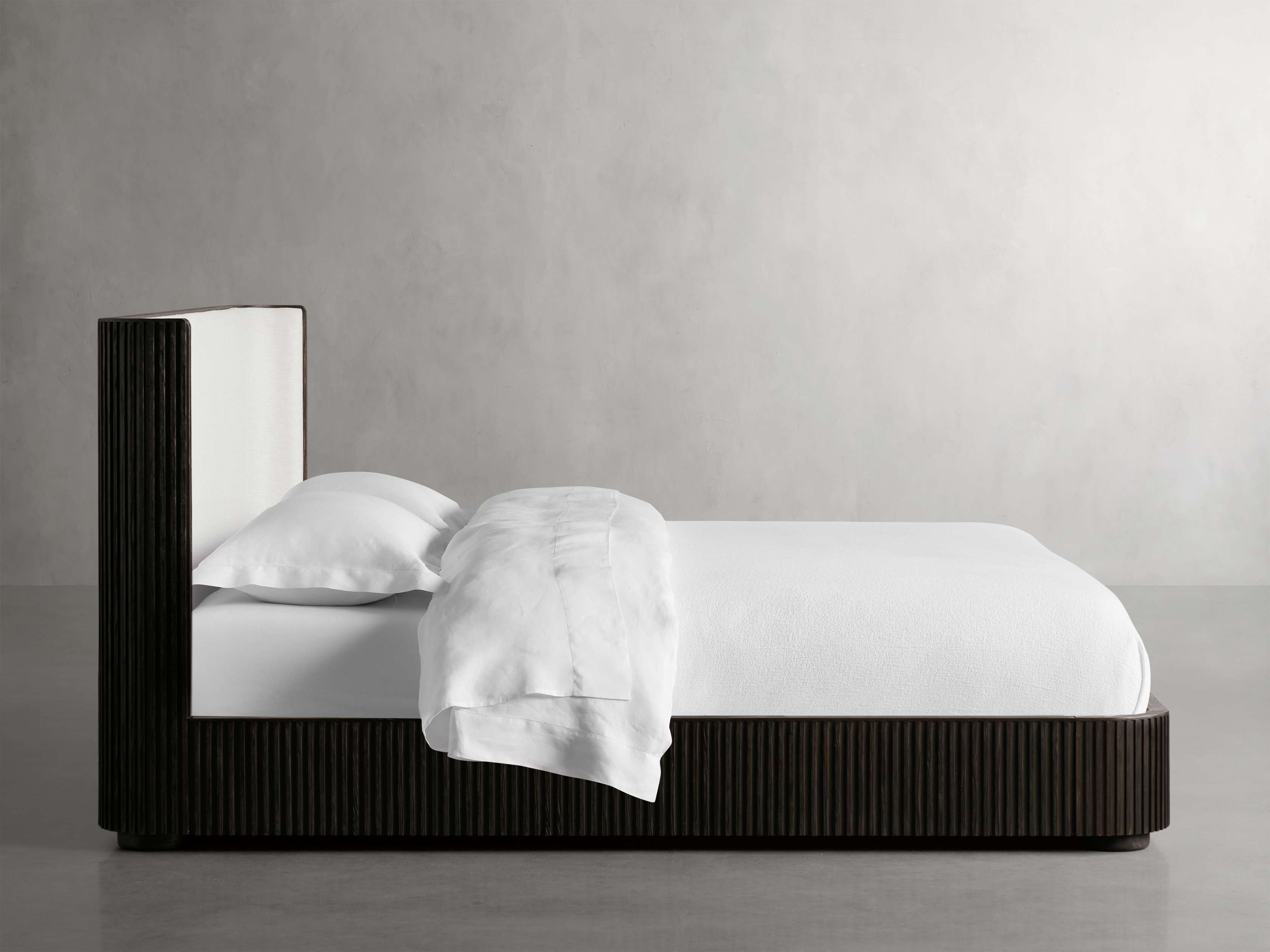 Finnley Bed