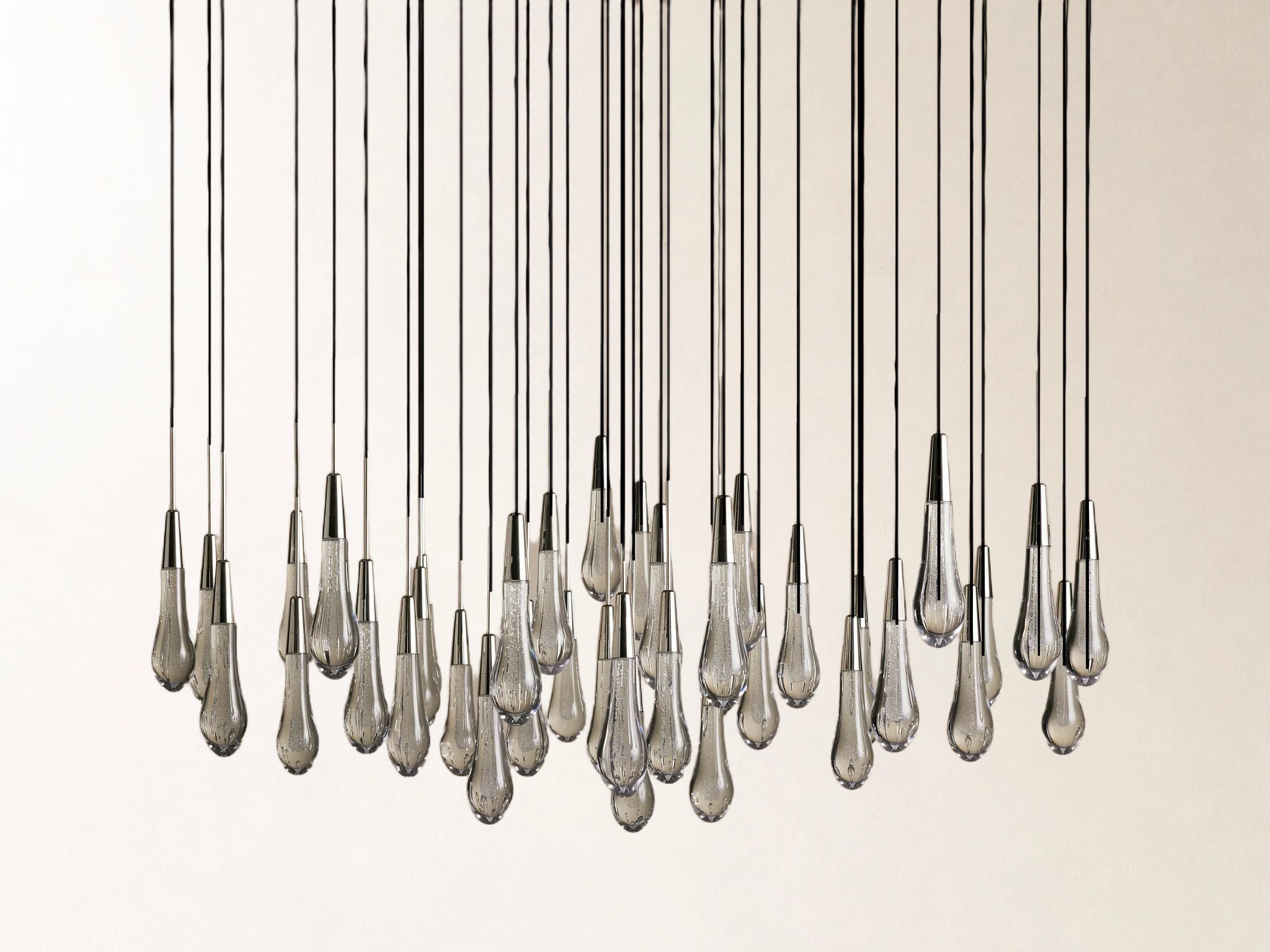 Soltaire Round Chandelier in Nickel