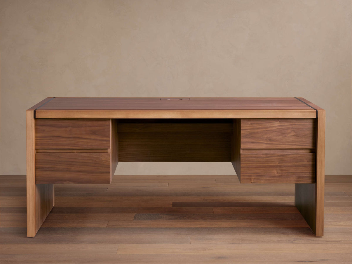 Mihaela Executive Desk