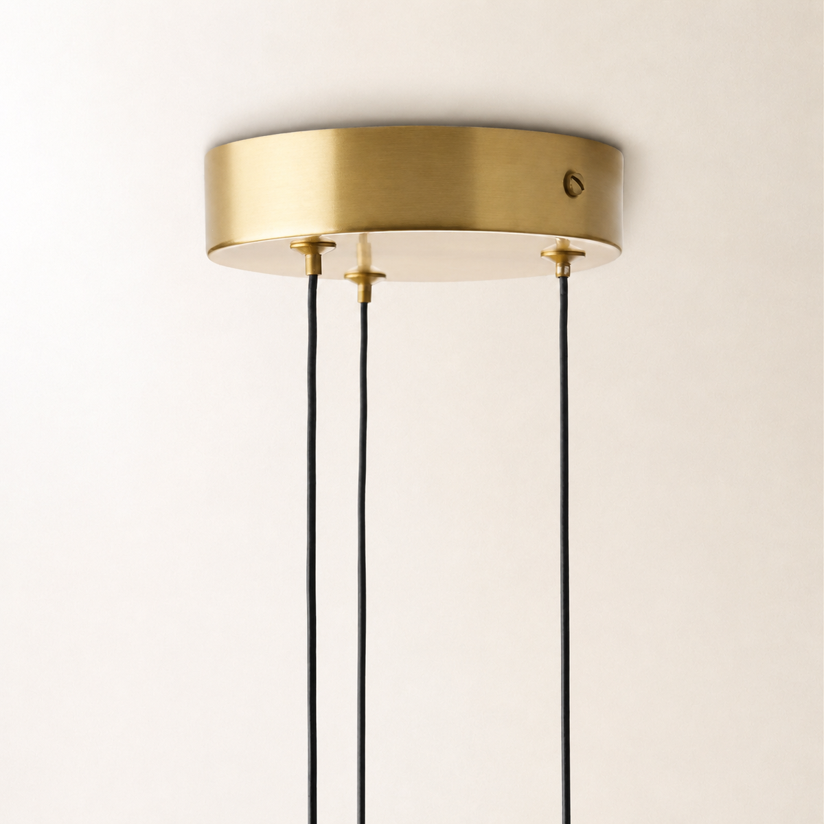 Soltaire Cluster Pendant