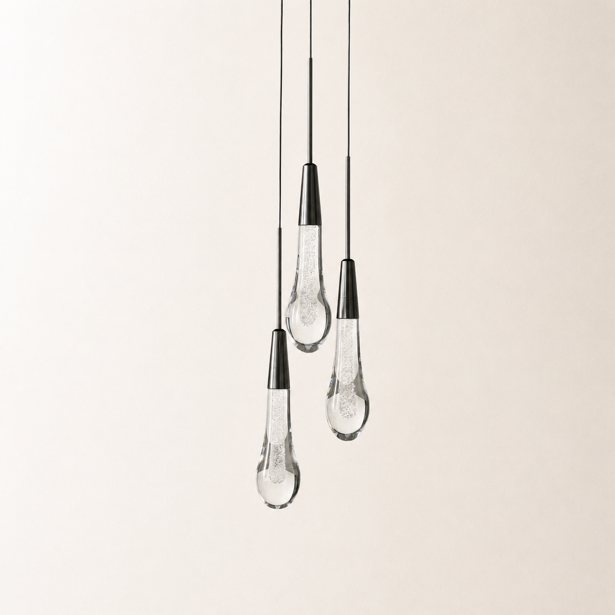 Soltaire Cluster Pendant