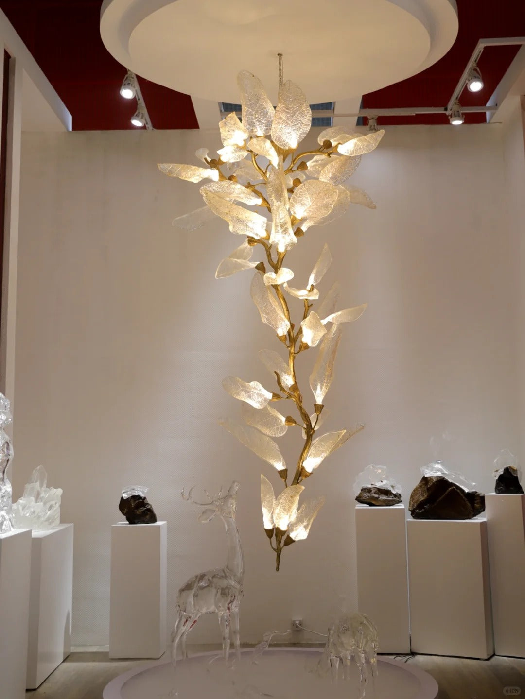 Artistic Bionic Resin Leaves Branch Chandelier