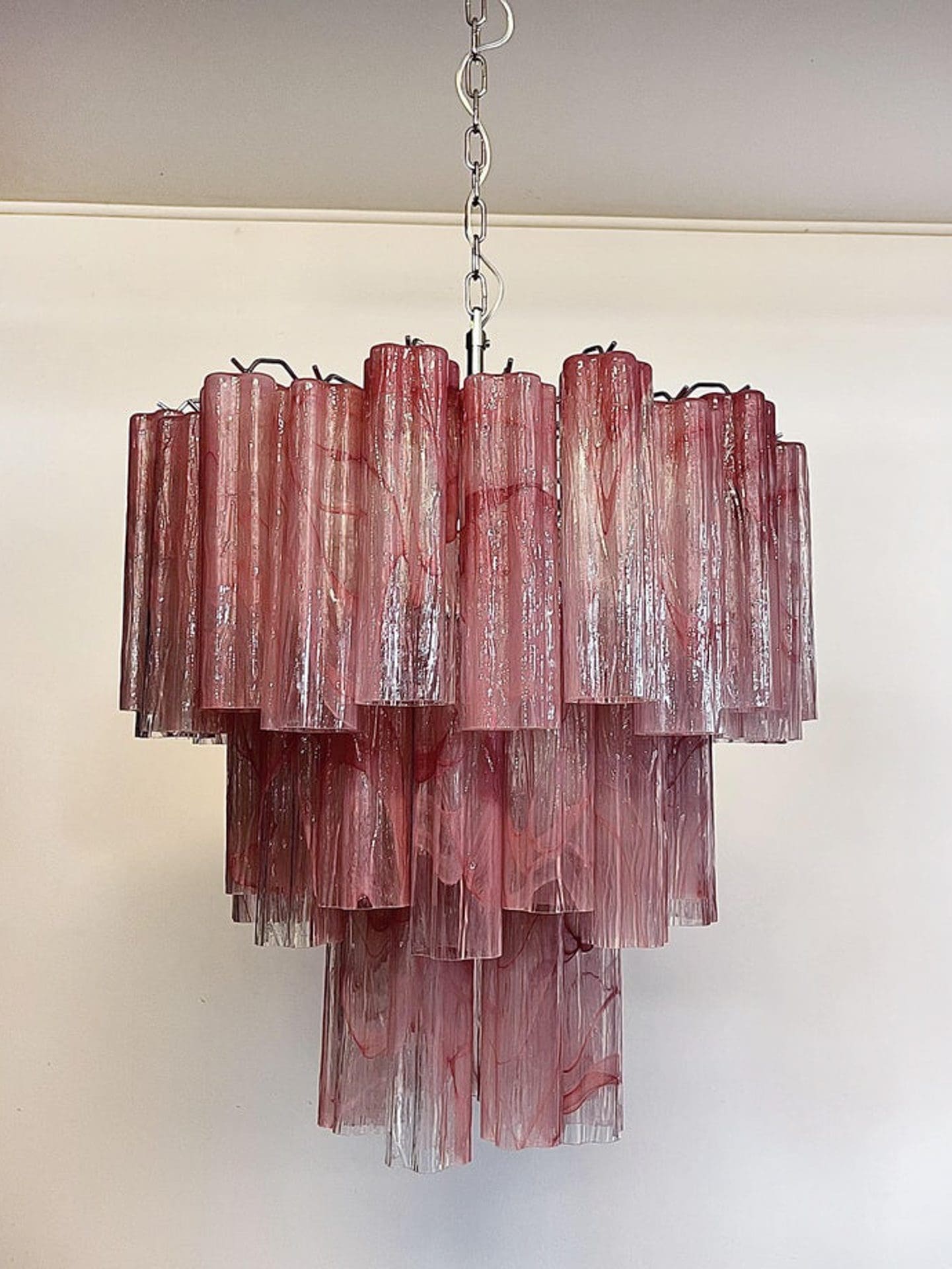 Murano Glass Chandelier – 48 tubes – Alabaster Pink