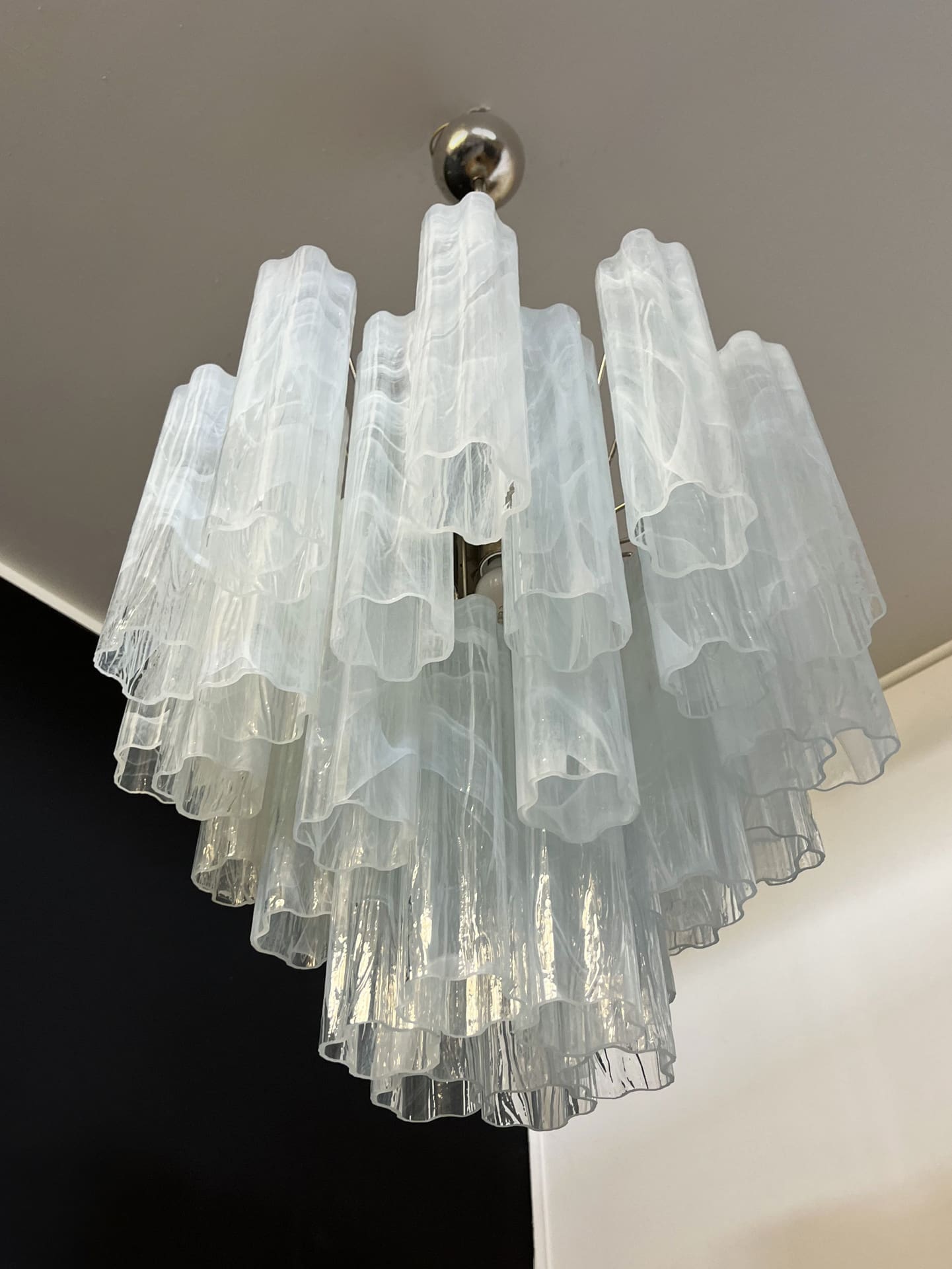Murano Glass Alabaster White Chandelier – 36 Tubes