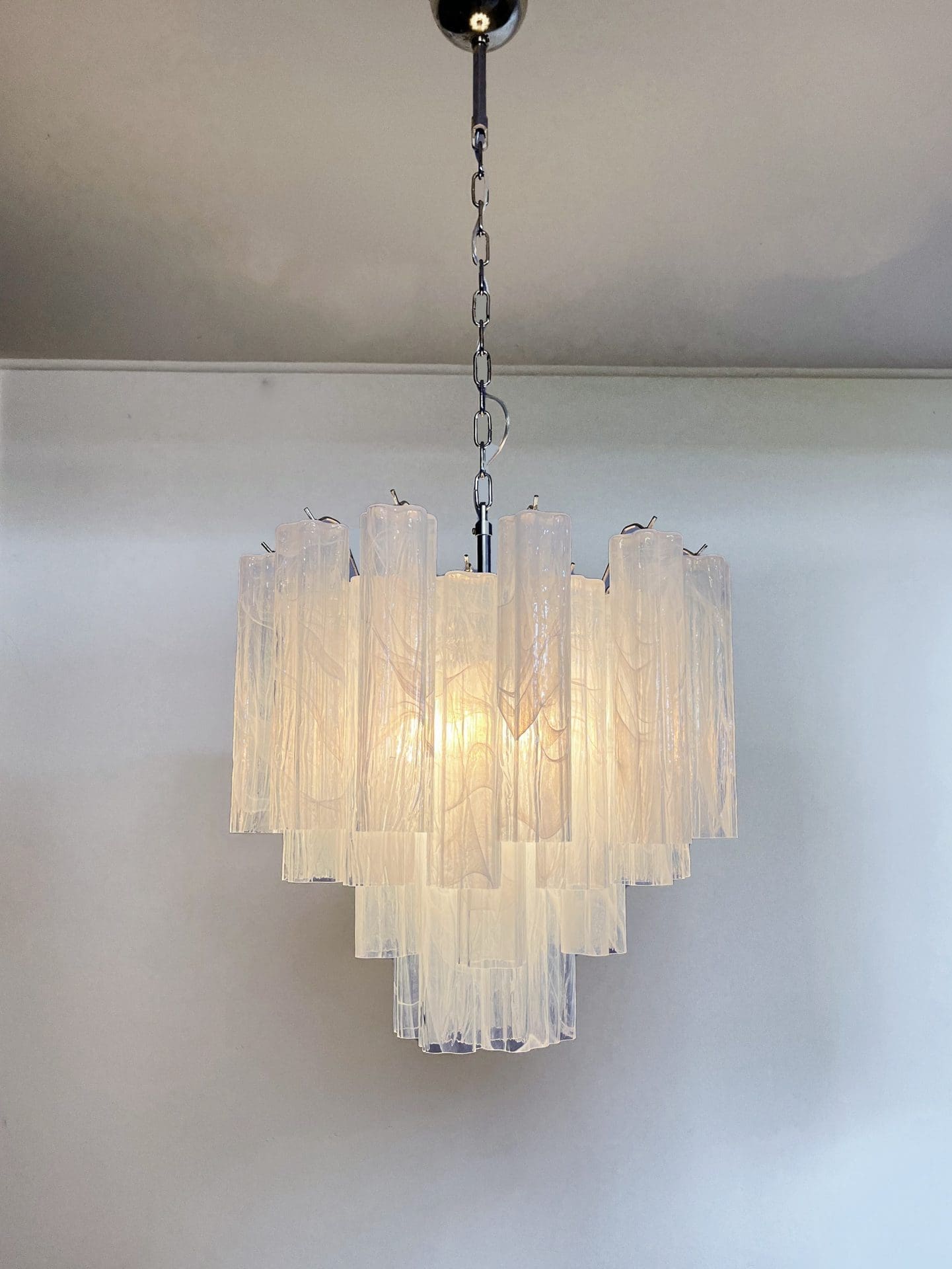 Murano Glass Alabaster White Chandelier – 36 Tubes