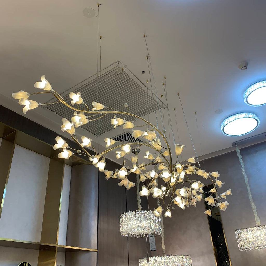 Modern Brass Branch Ceramics Flower Chandelier for Stylish Living Room Hotel and Restaurant