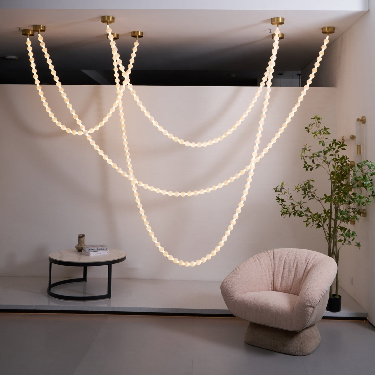Alabaster Pearl Necklace Chandelier Main image
