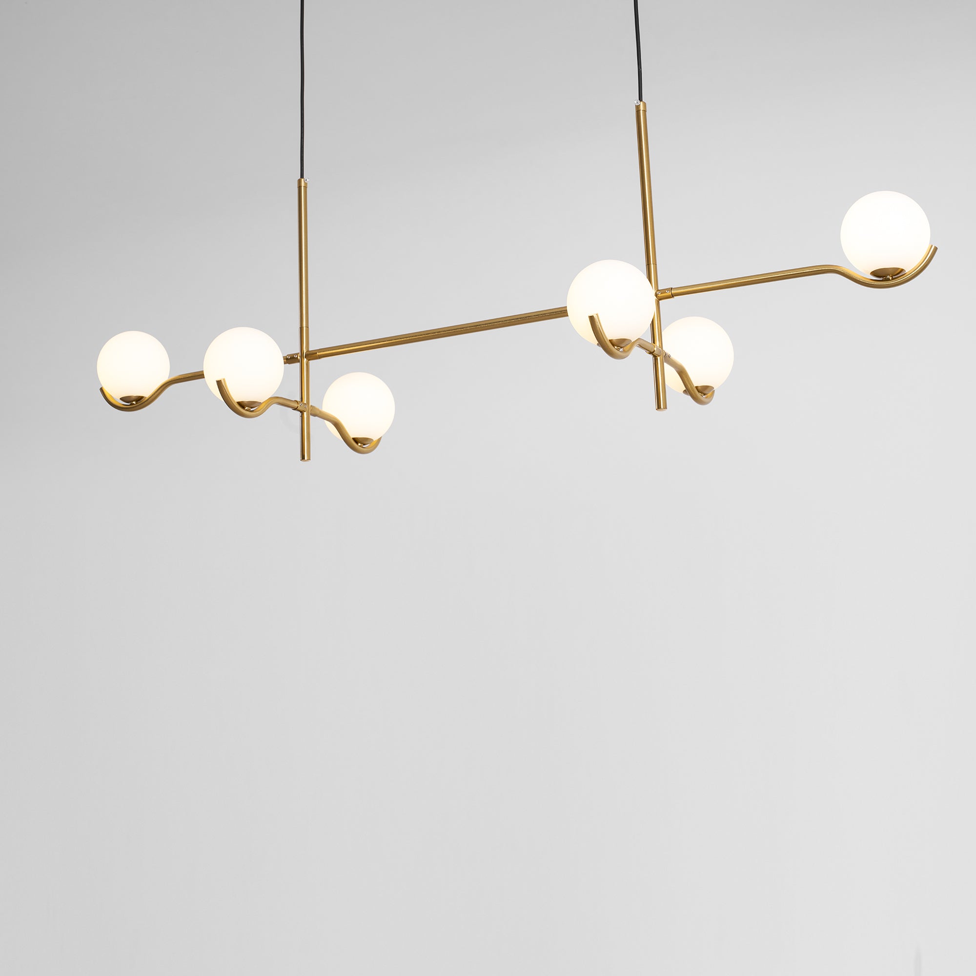 Baelor Solid Form Pendant Light - CasaraHouse