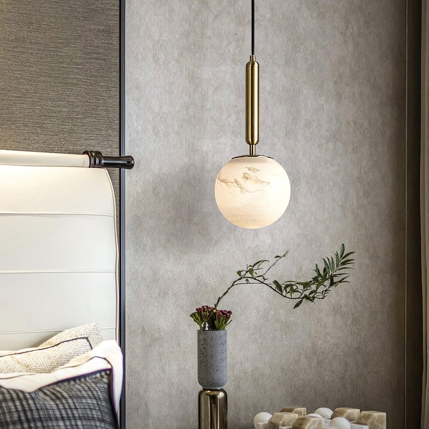Bosryn Alabaster Core Pendant Lamp - CasaraHouse