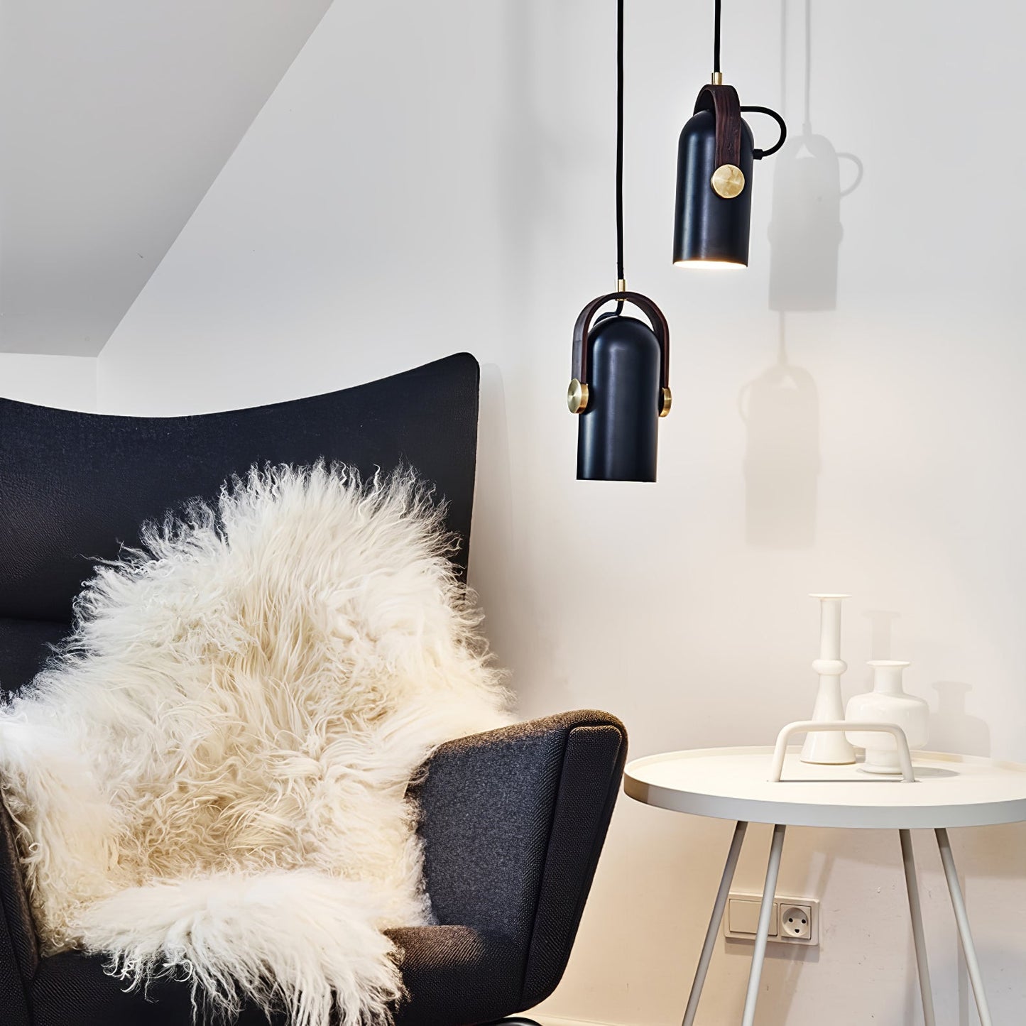 Carris Precision Angle Pendant Light - CasaraHouse