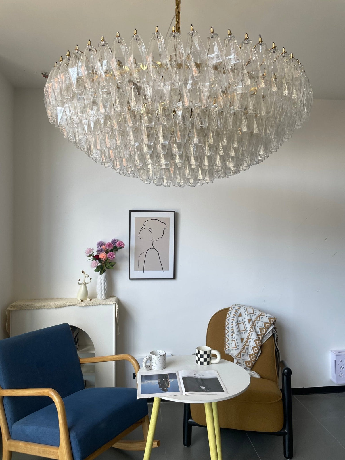 Modern Clear Sorrento Chandelier - CasaraHouse