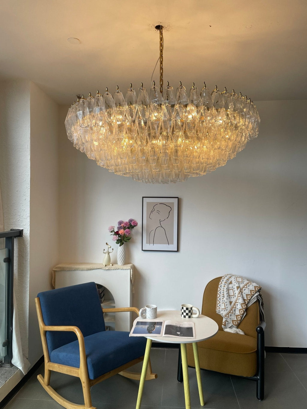 Modern Clear Sorrento Chandelier - CasaraHouse