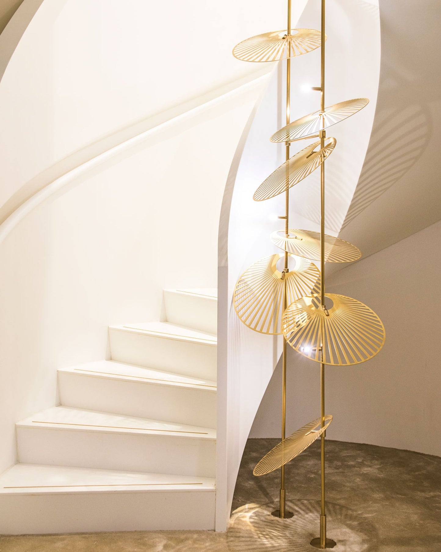 Luxury Cattail Leaf Chandelier - CasaraHouse