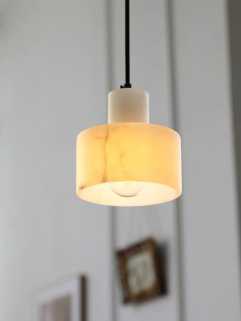 Cylora Alabaster Column Pendant Lamp - CasaraHouse