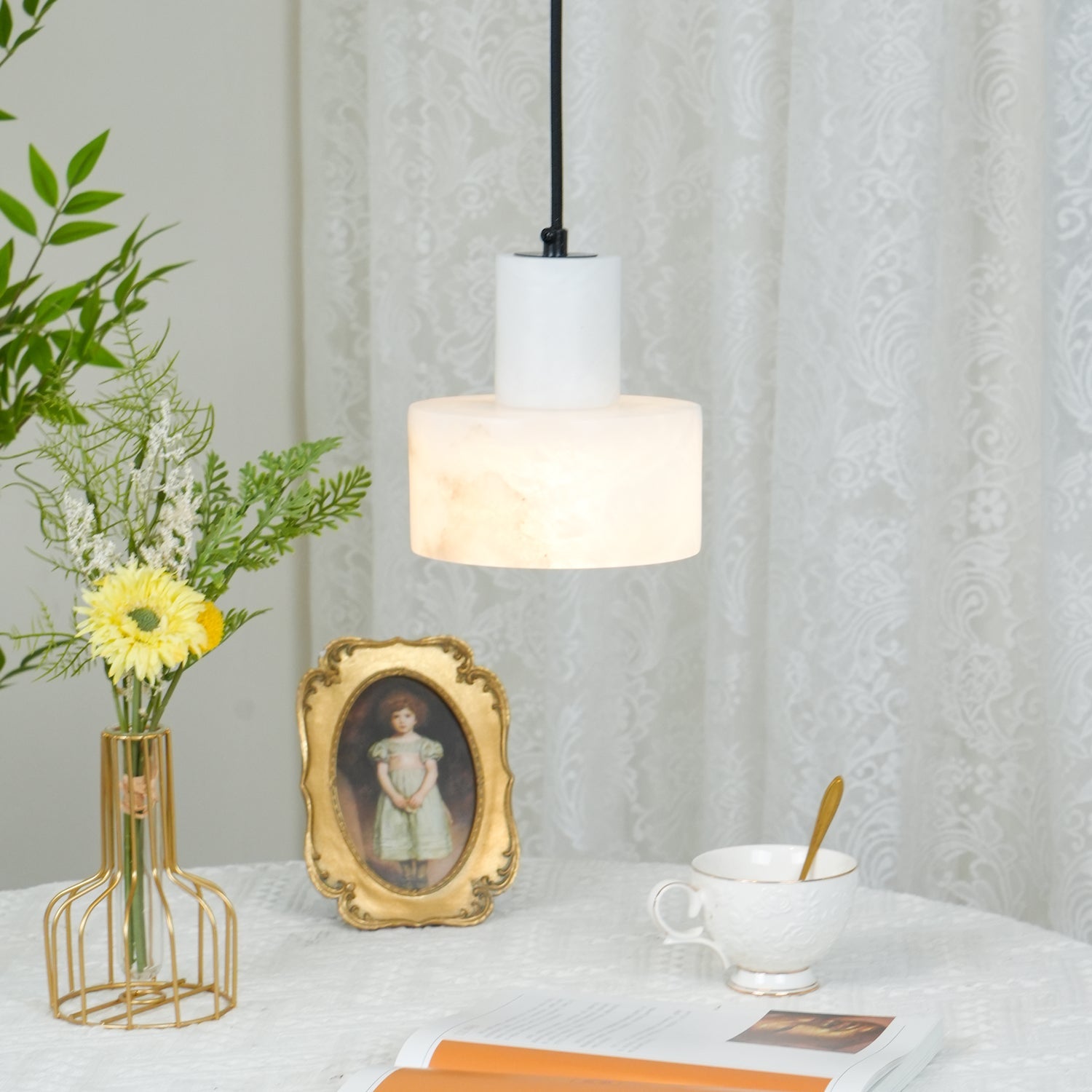 Cylora Alabaster Column Pendant Lamp - CasaraHouse