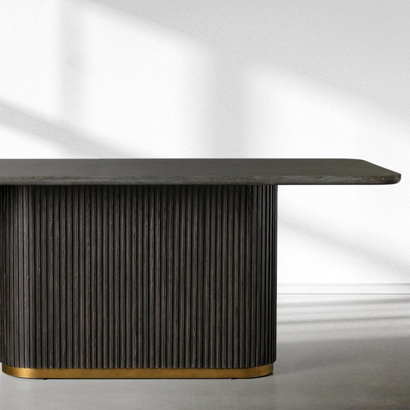 Finnley Dining Table