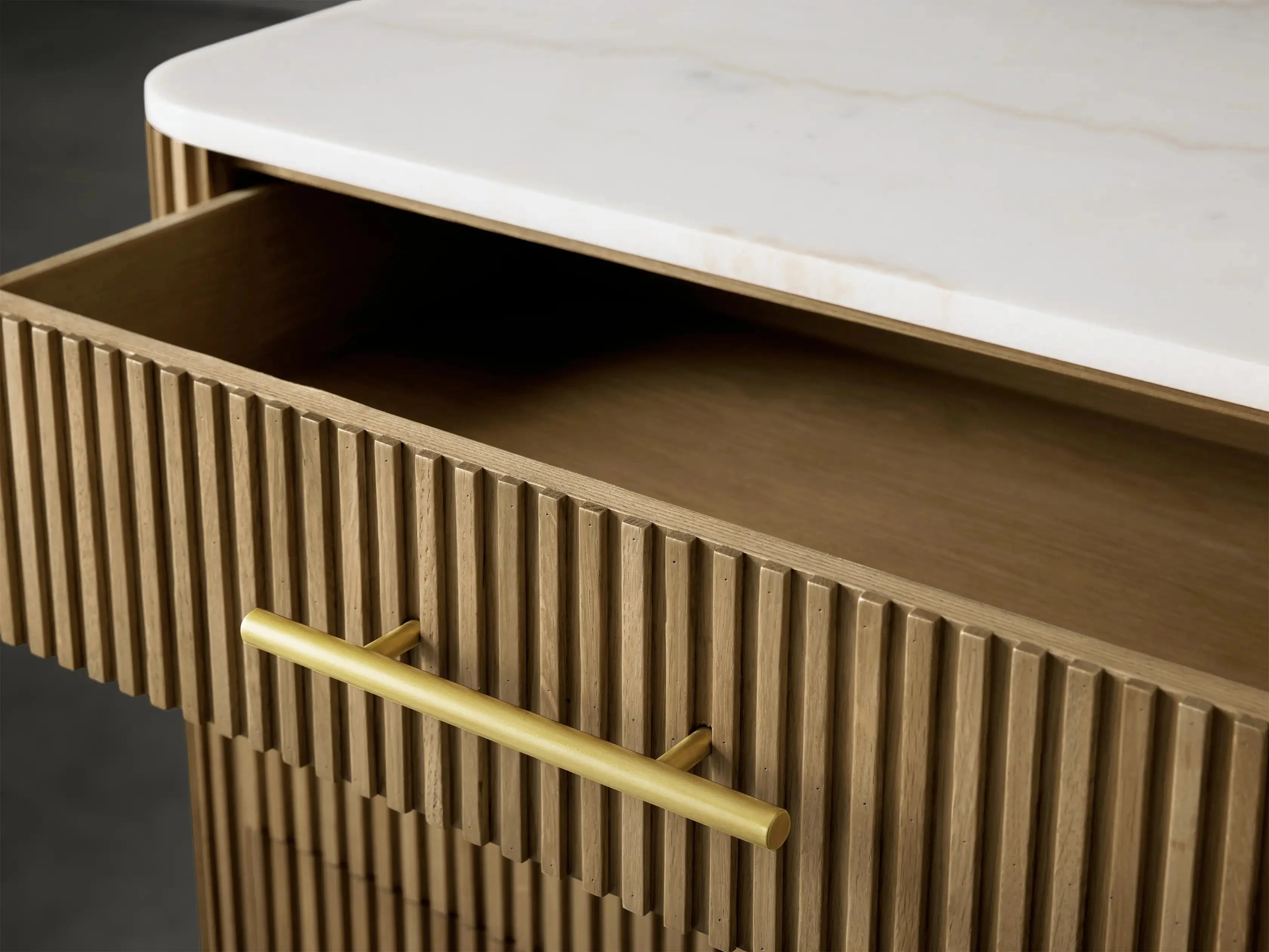 Finnley Eight Drawer Dresser-Vancei
