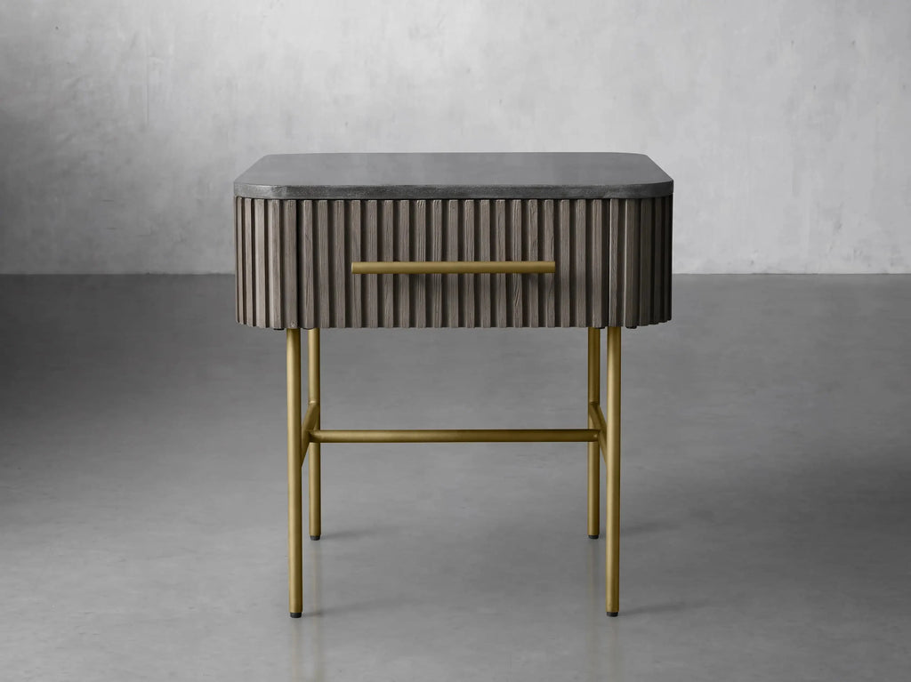 Finnley End Table with Drawer-Vancei