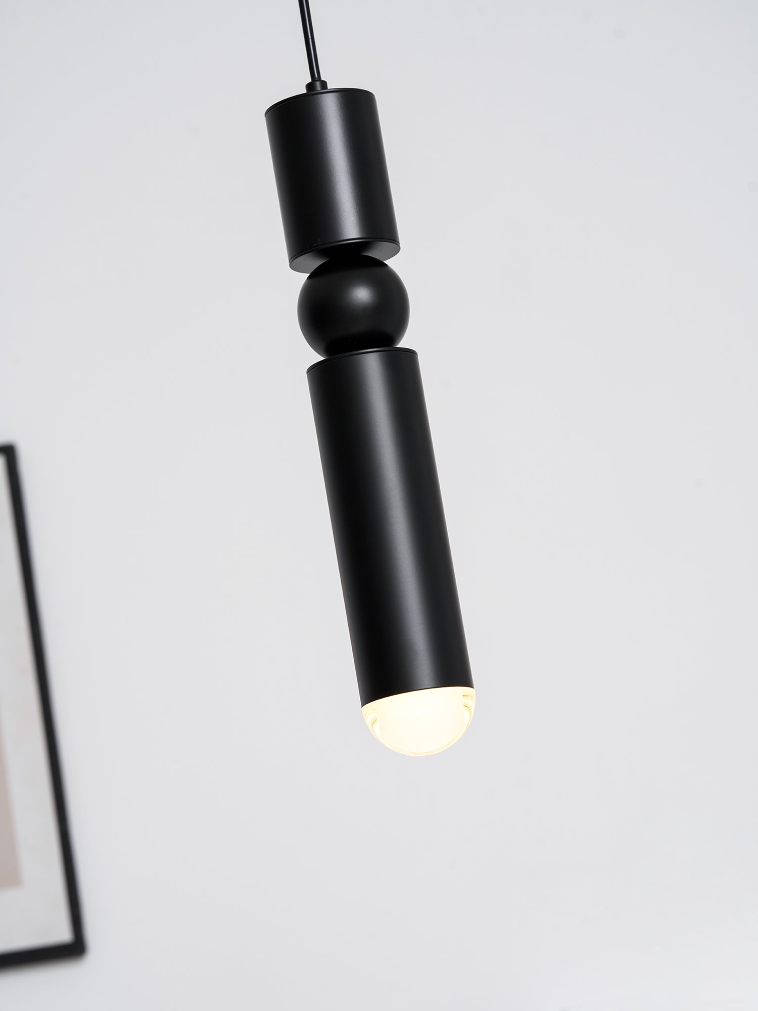 Fulcen Structural Balance Pendant Light - CasaraHouse