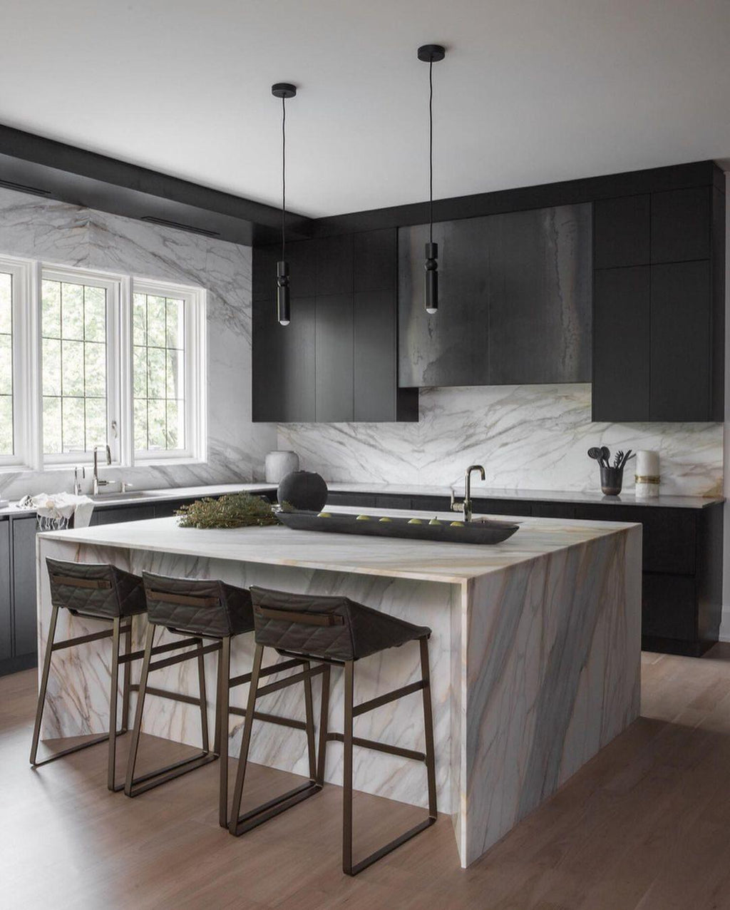 Fulcen Structural Balance Pendant Light - CasaraHouse